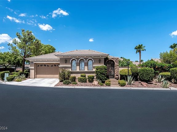 2nd image of 10840 Woodstream Ct