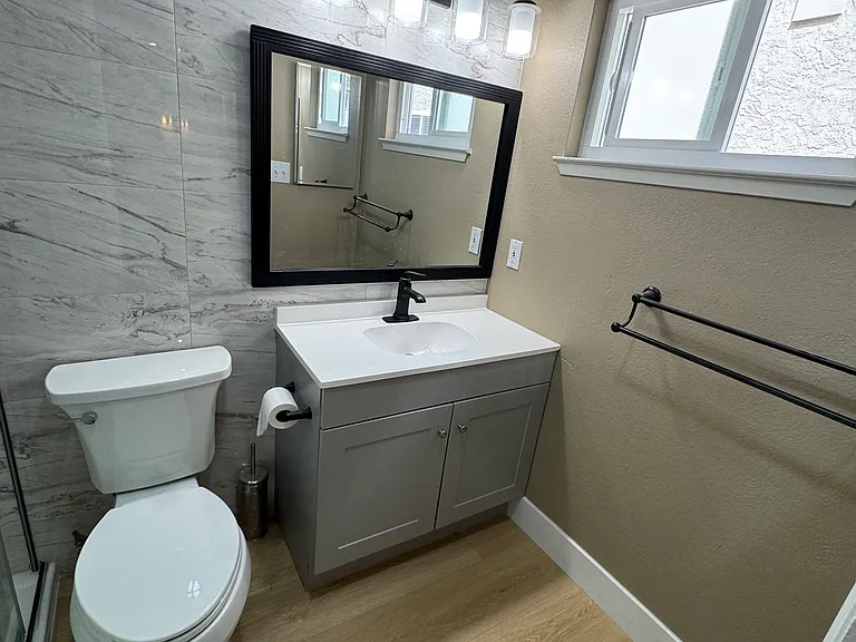 2985 Walgrove Way #4 — Photo 11