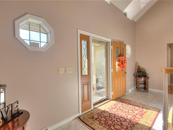 4th image of 4942 Harvest Ln