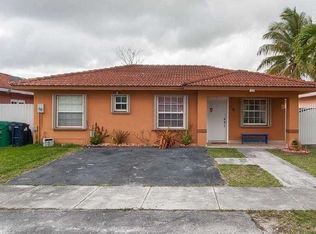 18318 SW 139th Ct, Miami, FL 33177