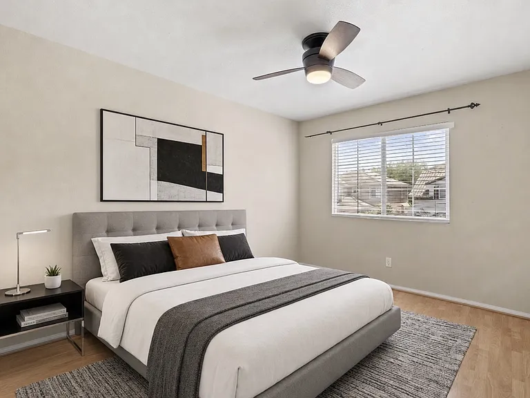 477 Fallbrook Ave — Photo 10