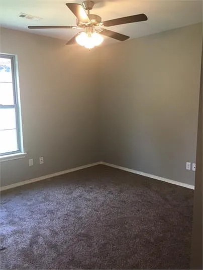 2904 Amberwood Ave #2 — Photo 7