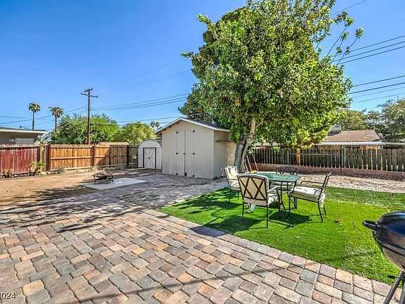 2nd image of 2984 Lawndale St