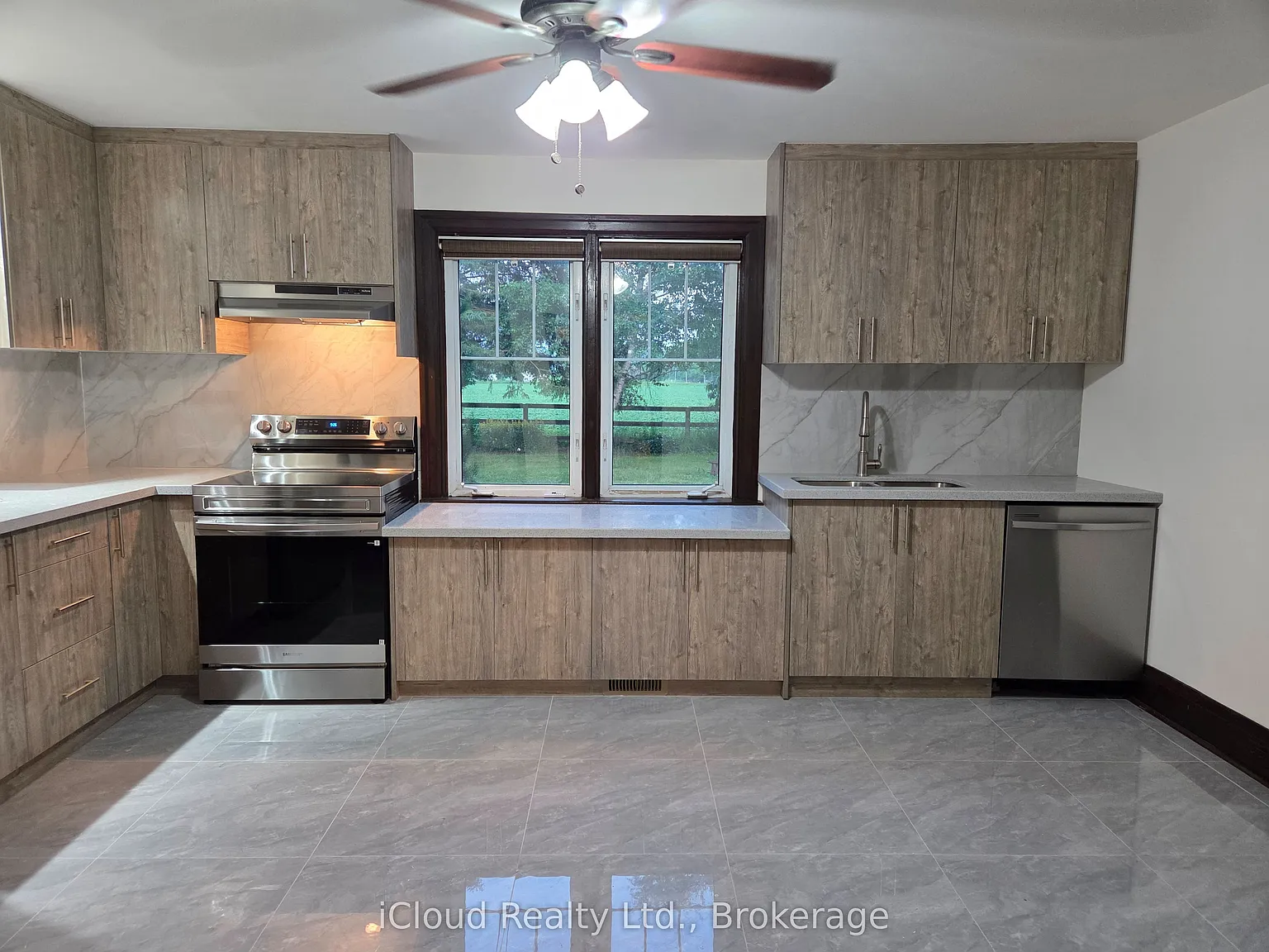 4 bed, $3,300 — Photo 4