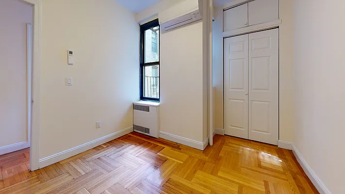 Rented by Bond New York | media 4