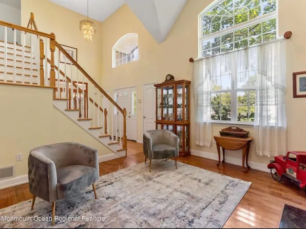 66 Clayton Ave, Toms River, NJ 08755