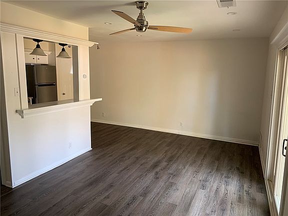 4th image of 2803 Skyway Cir APT 101