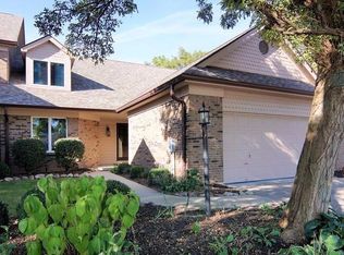 155 Pond Run Cir #52, Hamilton, OH 45013