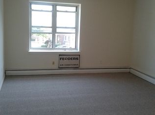 9423 95th St, Ozone Park, NY 11416