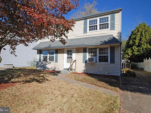 2nd image of 11 Wellington Pl