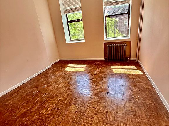 2nd image of 321 E 85th St APT 5