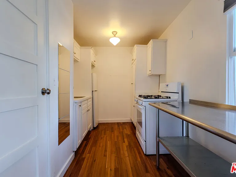 2236 Loma Vista Pl #2 — Photo 6
