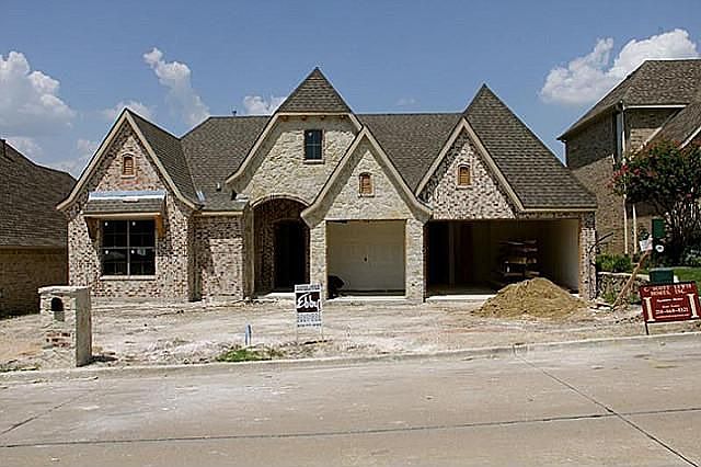 2nd image of 1723 Morrish Ln