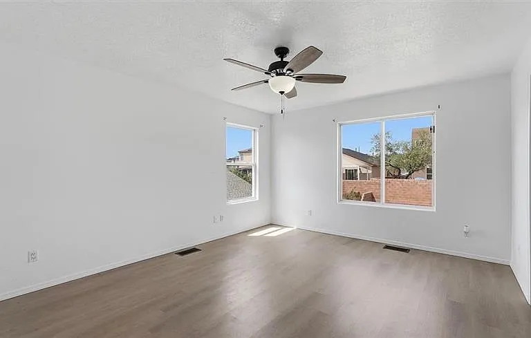 2911 Richardson Way SW — Photo 5