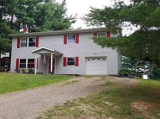 4055 Edward Dr, Zanesville, OH 43701