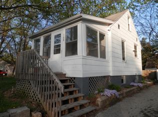 108 Hollywood Cir, Creve Coeur, IL