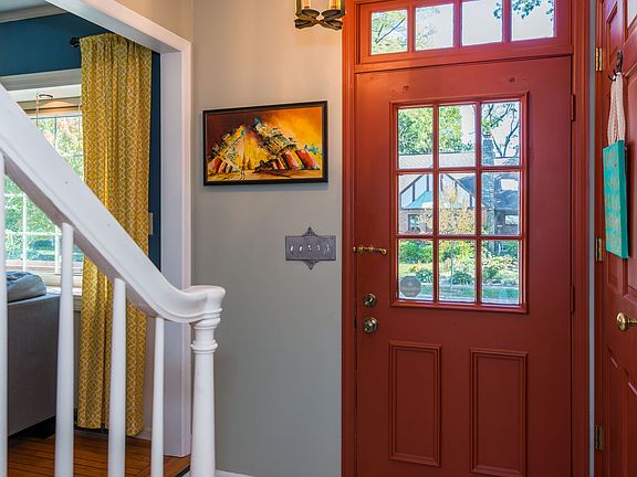 4th image of 3019 Fairmont Ave