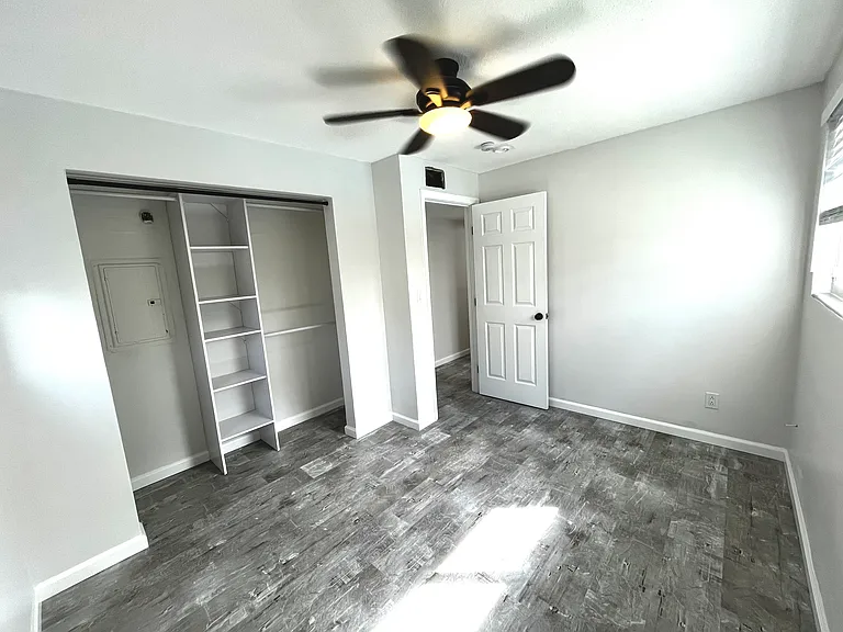 860 Derbyshire Rd — Photo 9