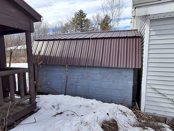 4th image of 46 River Road