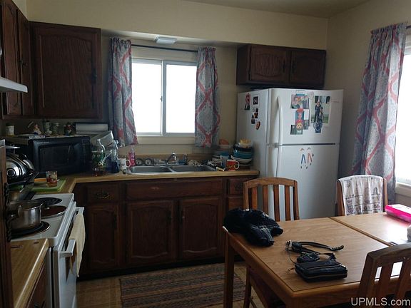 4th image of 605 Valkyrie St