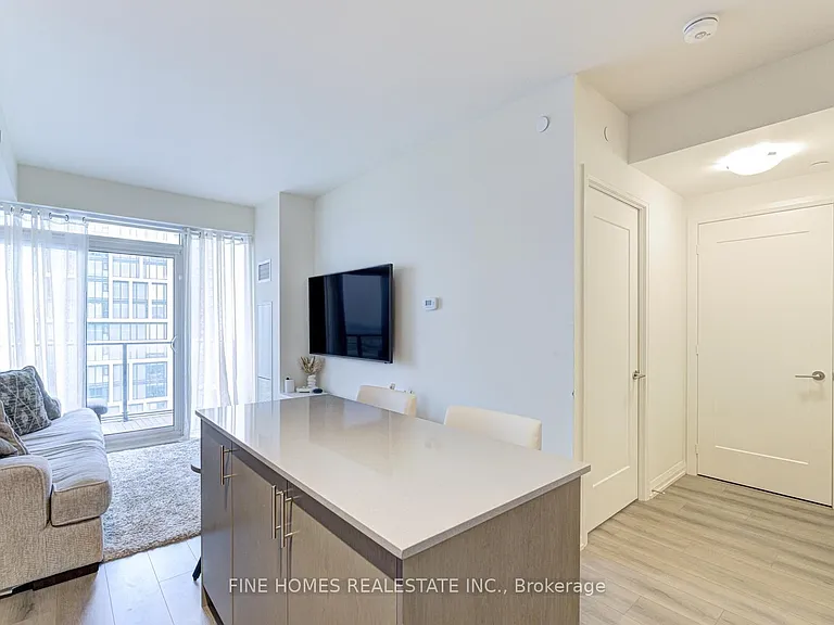 9000 Jane St #1903 — Photo 12