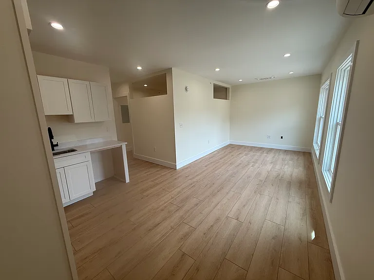 24 Stone St #203 — Photo 20