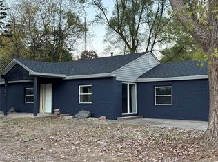 7889 Chilson Rd, Pinckney, MI 48169