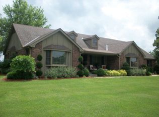 647 E 510th Ave, Pittsburg, KS 66762