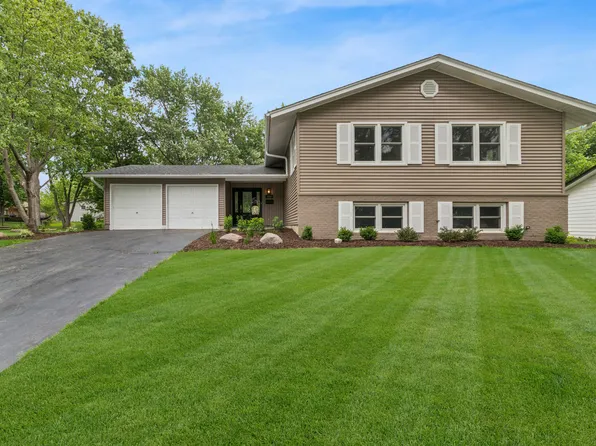 3239 Stillwell Ct, Woodridge, IL 60517
