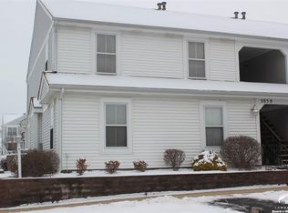 5859 SW 22nd Ter APT 1, Topeka, KS 66614