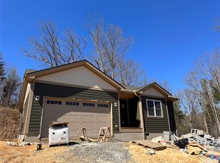 36 Robin Roost Rd, Weaverville, NC 28787