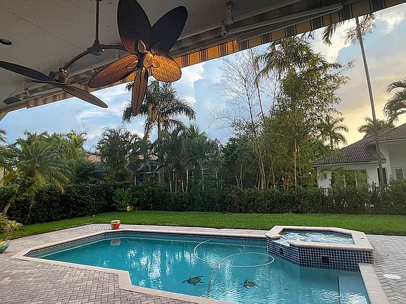 3rd image of 2503 Princeton Ct