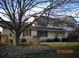 50715 Glen Meadow Ln, Granger, IN 46530