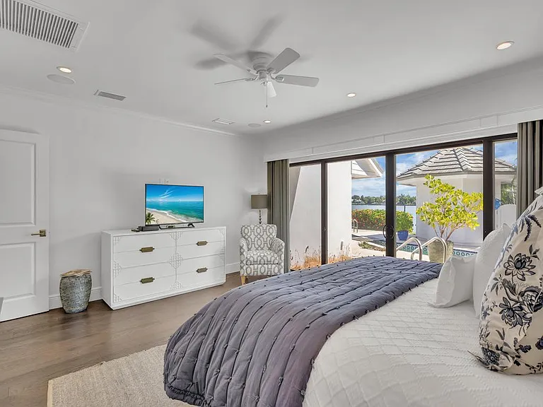 245 Springline Dr — Photo 12