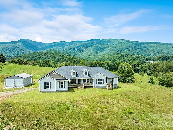 4th image of 232 Applehill Dr