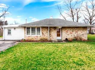 1910 Innercircle Dr, Crest Hill, IL 60403