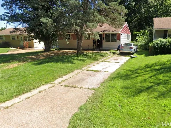 10536 Durness Dr, Saint Louis, MO 63137