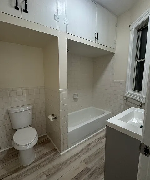 570 Jersey Ave #2RF — Photo 5