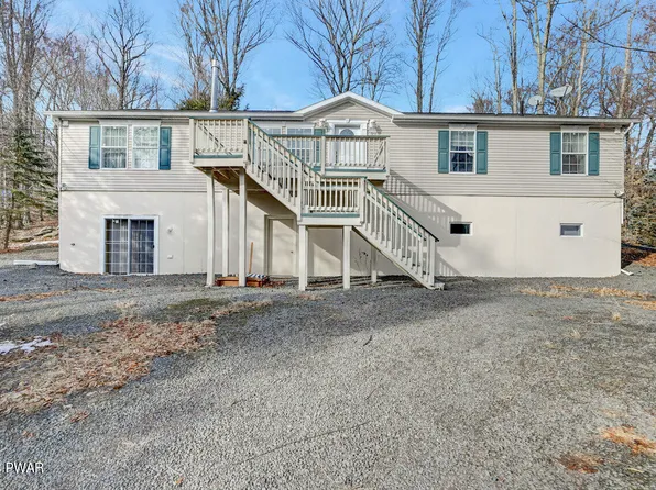 1037 Oak Ter, Lake Ariel, PA 18436