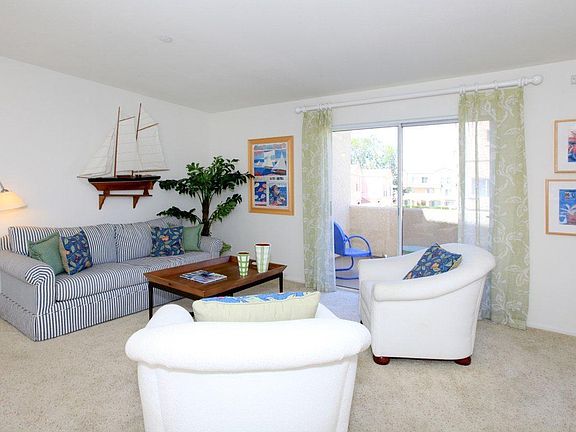 5th image of 18070 Annes Cir Unit 206