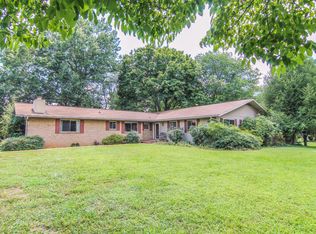 804 Whirlaway Cir, Knoxville, TN 37923