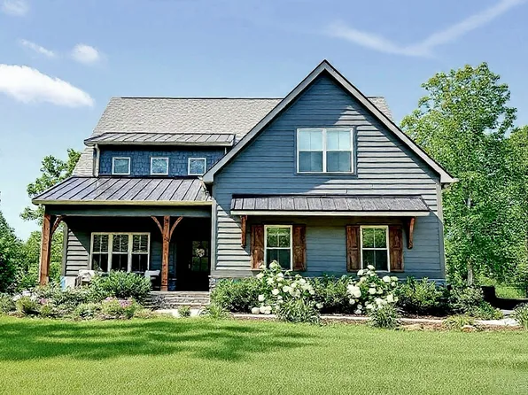 1924 Corral Rd, Signal Mountain, TN 37377