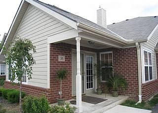 1st image of 35 Greenhedge Cir
