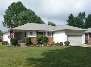 1204 Haverston Rd, Lyndhurst, OH 44124