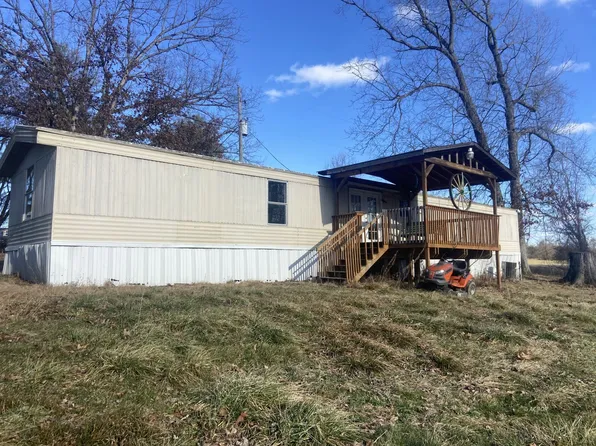 9171 Harner Rd, Athens, OH 45701