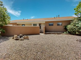 5644 Drake Ave NW, Albuquerque, NM 87114
