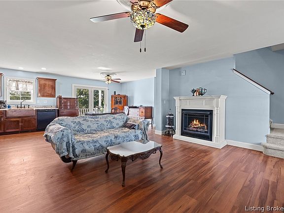 5th image of 1503 Hansberry Road