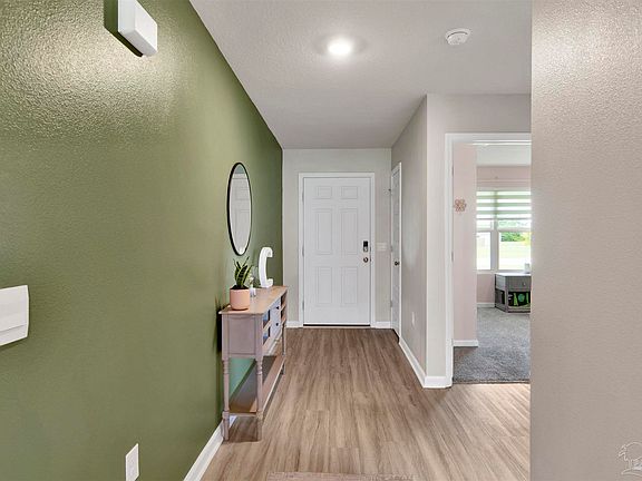 3rd image of 7594 Saddlebrook Ave