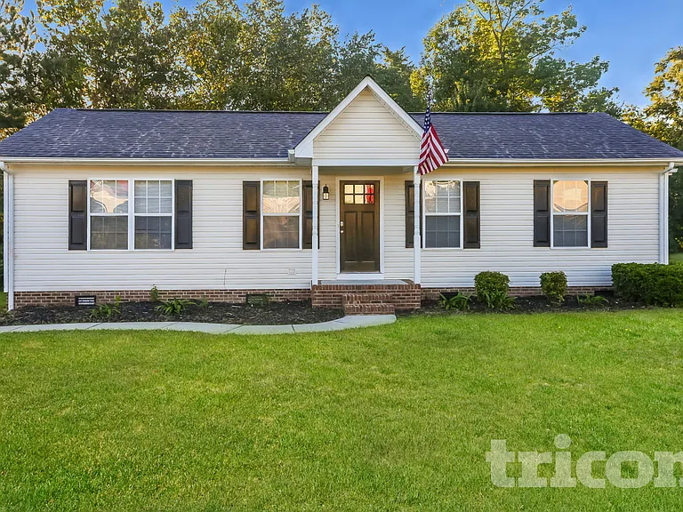 1657 Lemming Dr — Photo 1