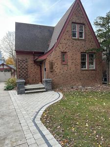 906 Pleasant Dr, Ypsilanti, MI, 48197